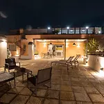 Domus Aurelia Apartmán *