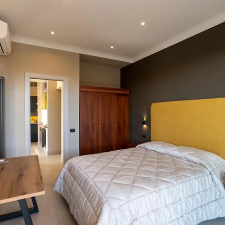 Domus Aurelia Apartment *