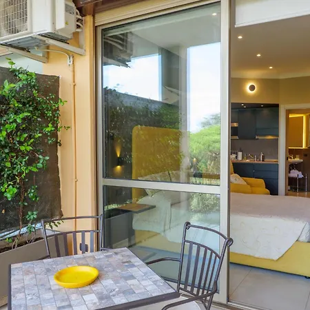 Apartment Domus Aurelia *