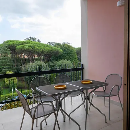Apartment Domus Aurelia *