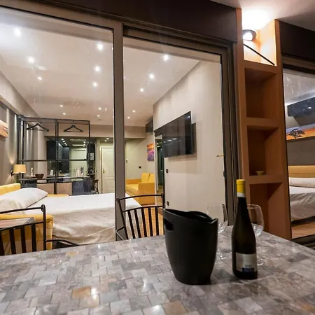 Domus Aurelia Apartmán *
