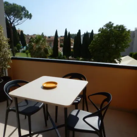 Domus Aurelia Apartmán *