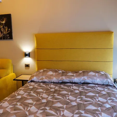 Domus Aurelia Apartmán *